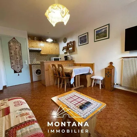 Apartment Montagnard Pour 4 A 5 Min Des Commerces Avec Bus Au Pied - Fr-1-458-119 *