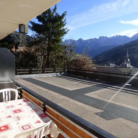 Montagnard Pour 4 A 5 Min Des Commerces Avec Bus Au Pied - Fr-1-458-119 *